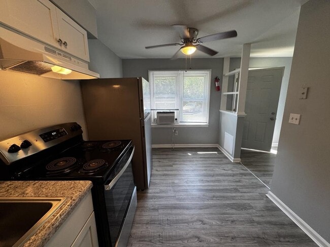 Photo - 2085 Cosmos Dr