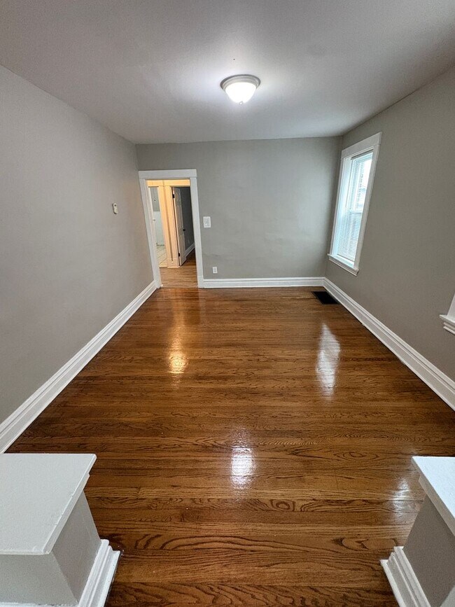 Photo - Christy 1 Unit 1st Fl