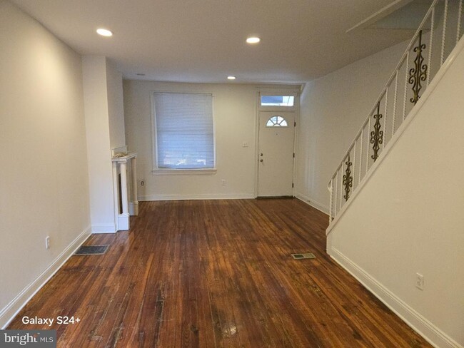 Photo - 2928 Nicholas St Townhome