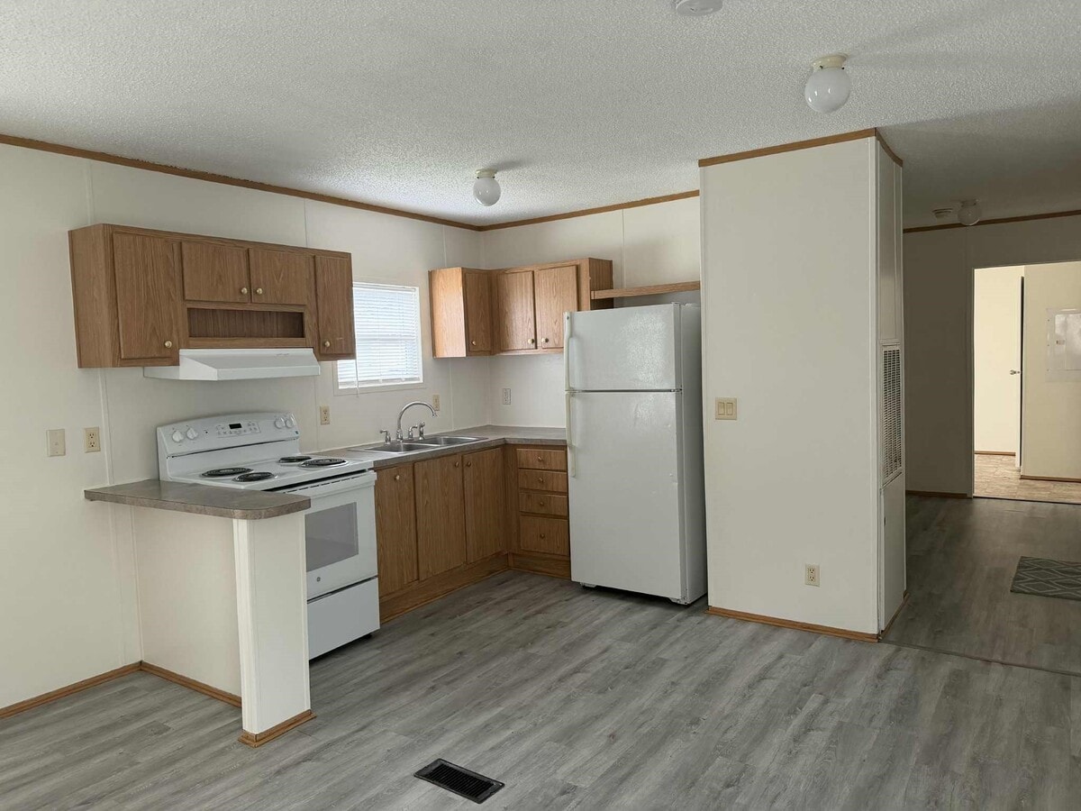 Photo - 24455 Needham Rd