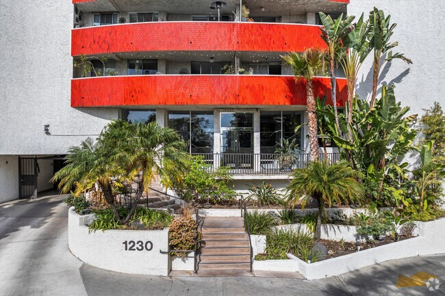 Building Photo - 1230 Horn Ave Unit 101 Rental