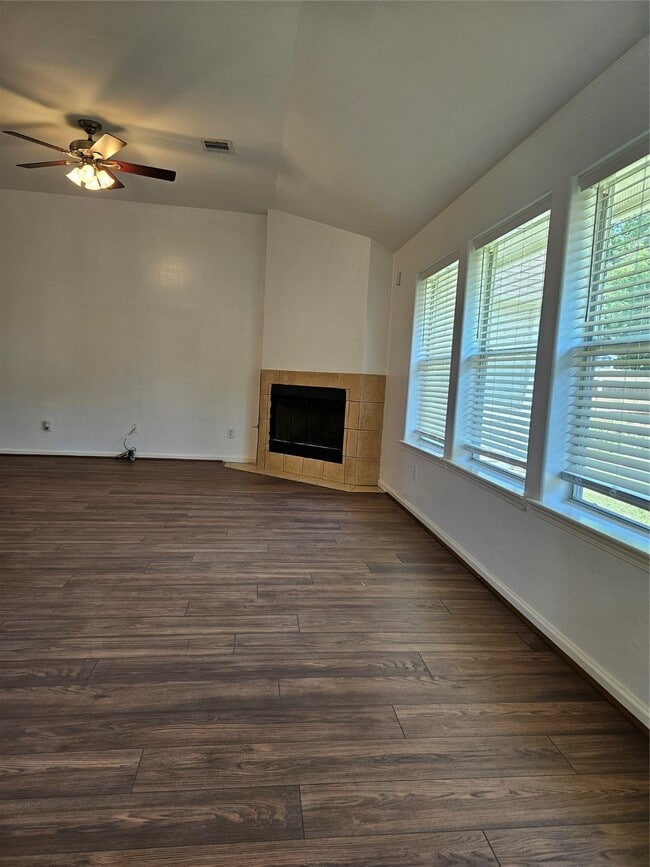 Building Photo - 3727 Idaho St Rental