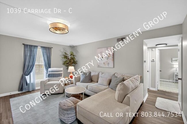 Photo - 1039 Carriage Dr