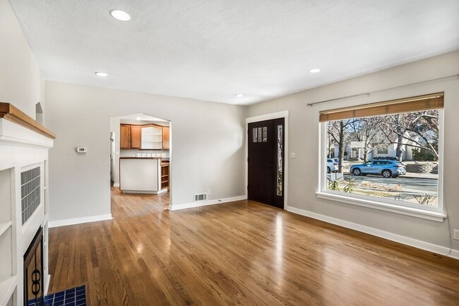 Photo - Charming Westside Cottage in a Premier Location