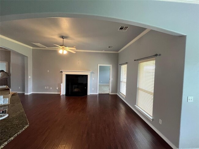 Photo - 753 Caroline Dr