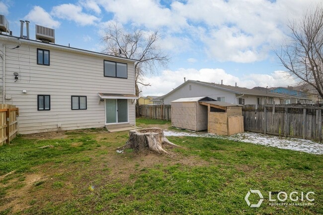 Photo - 2344-2346 South 1440 West Unidad 2346