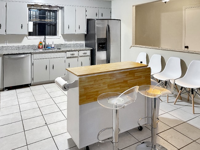 Photo - 10785 Silver Creek Dr