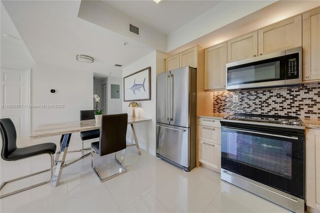 Photo - 3500 Coral Wy Condo Unit 604