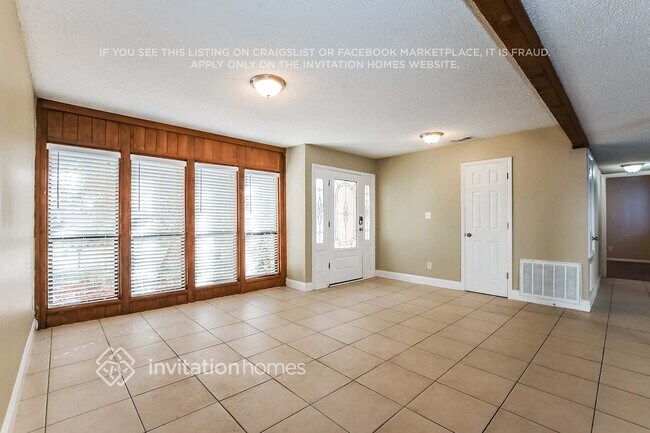 Photo - 1074 Windsong Cir