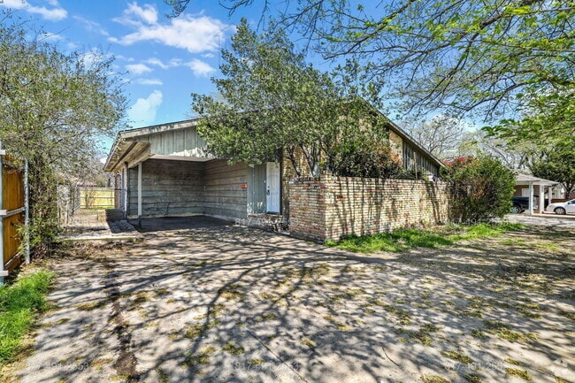 Building Photo - 2605 14th St Rental