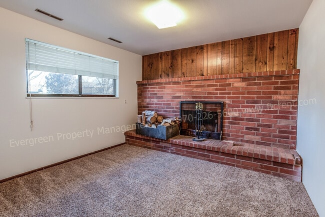 Photo - 1925 Leicester Way