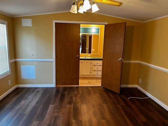 Photo - 2053 Deep Branch Rd