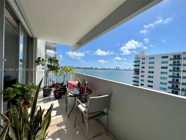Photo - 7545 E Treasure Dr Unit 8I