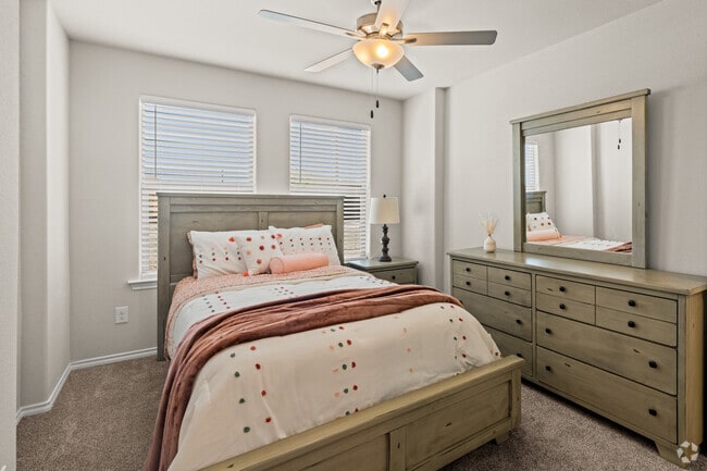 3B/2BA - 1616 sqft - Bedroom
