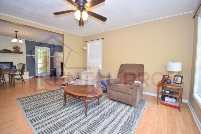 Photo - 3 Bed 2 Bath Home in Ruston!