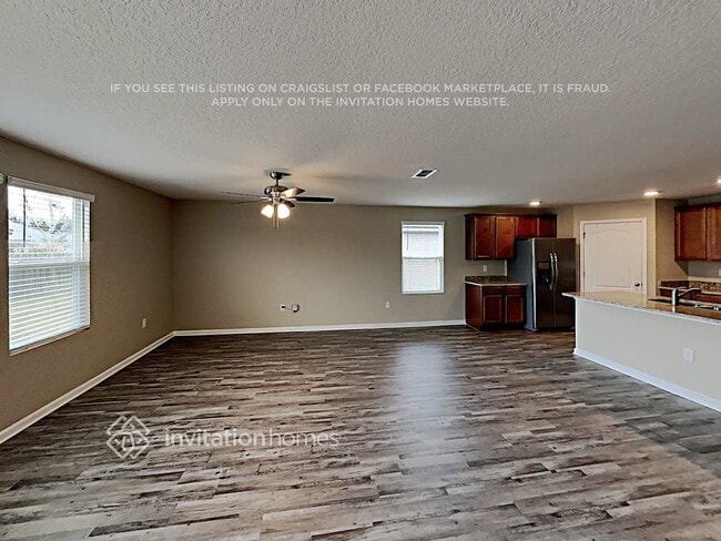 2136 Pebble Point Dr