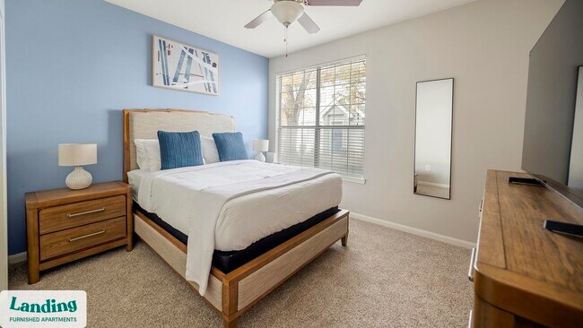 Photo - 261 Veterans Pkwy Unidad 2006