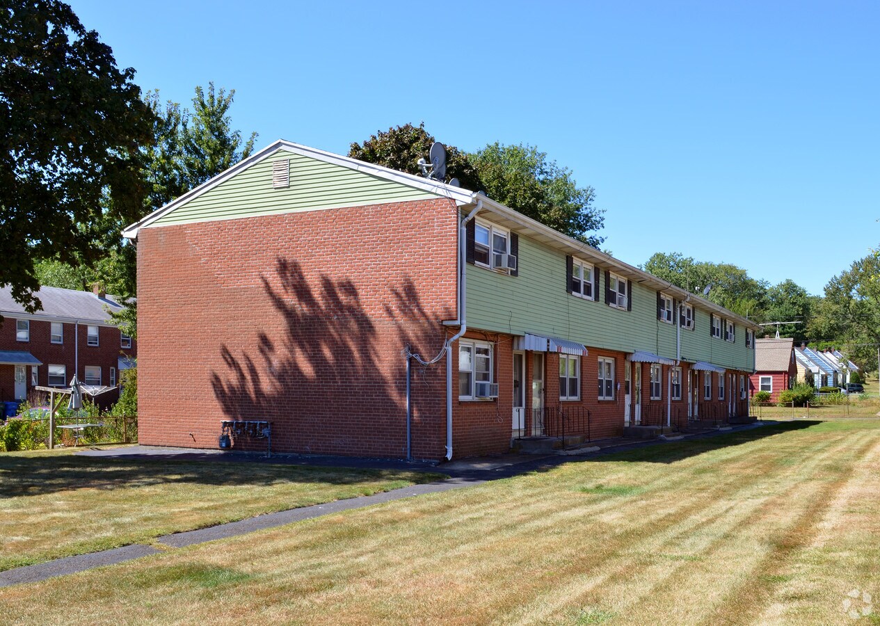 SBM 143 LLC - SBM 143 LLC Apartments