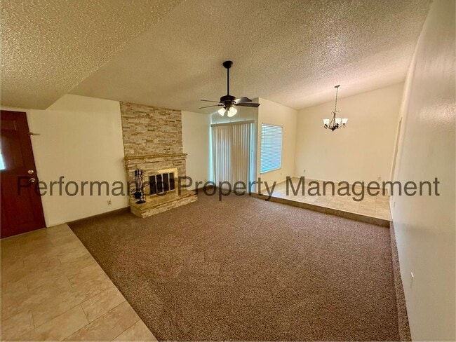Photo - Cute 3 Bed/2 Bath SE Bakersfield Home w/ RBP & $0 Deposit Option