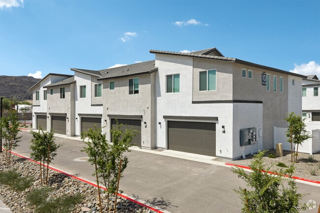 Corsica Villas at 20th Street
