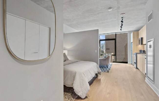 Photo - 1036 W Gladys Ave Condo