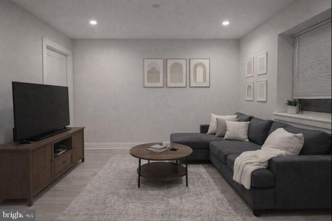 Building Photo - 4219 Filbert St Unit A