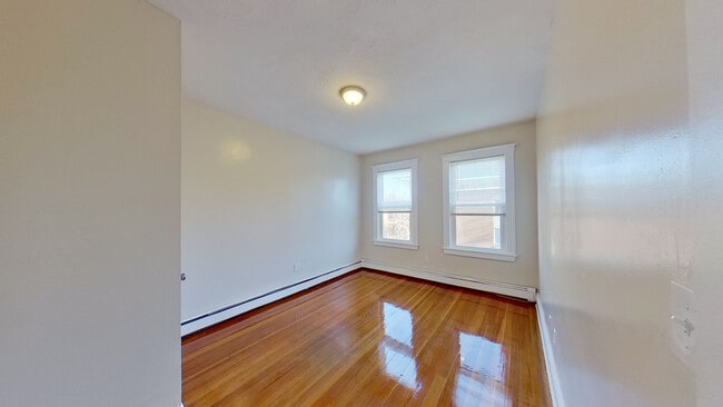 109 Harold St Unit 2