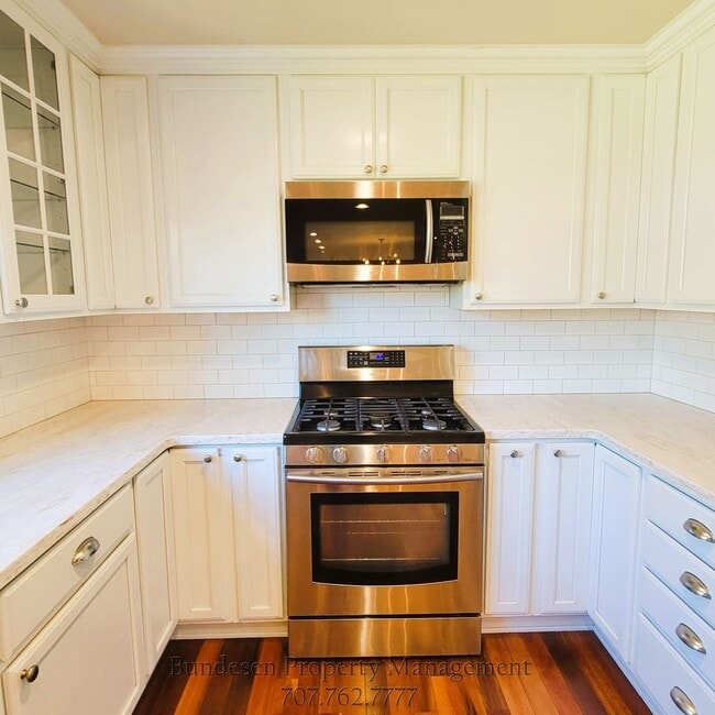 Photo - 1464 Georgia Ct