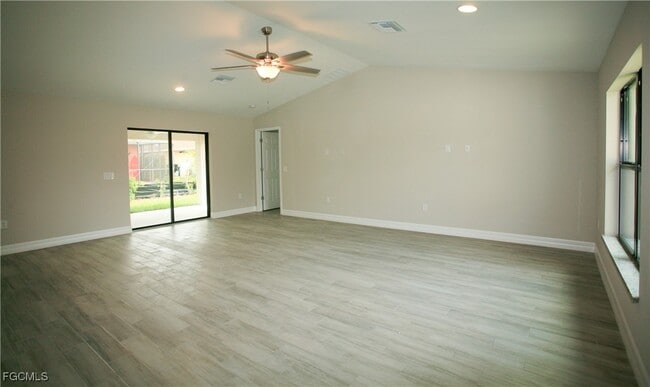 Building Photo - 8445 Coral Dr Rental