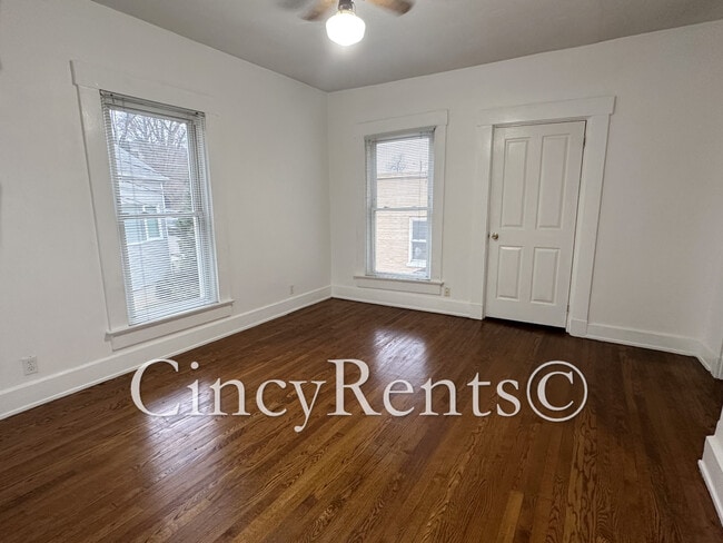 Photo - 3540 Columbia Pky Unit 3