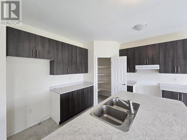 Photo - 620 McMullen St.