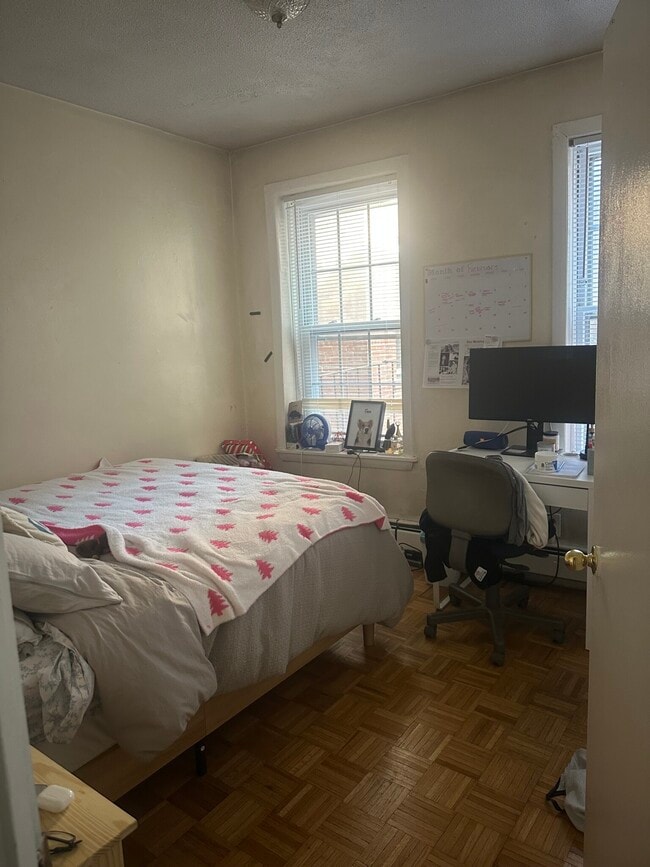 Photo - 93 West Cedar St