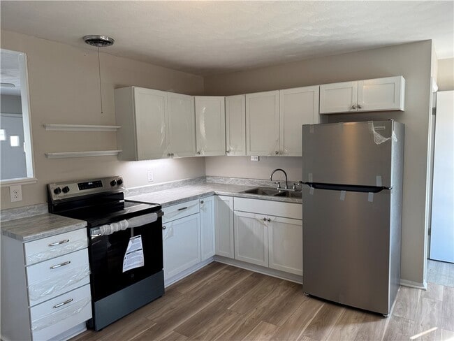 Photo - 2387 Corning Rd