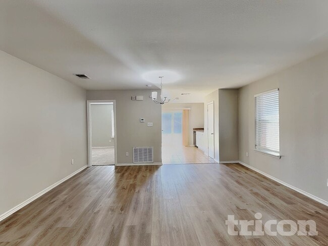 Photo - 2726 Candle Ridge Dr