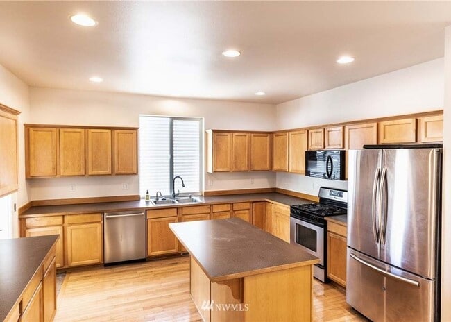 Photo - Premier Lake Stevens Living: Top-Rated Schools & Walkable Parks