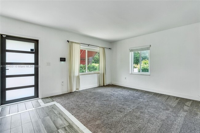 Photo - 5900 SW 44th Terrace