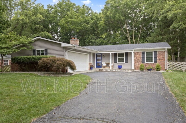 Building Photo - 10336 Orchard Park Dr N Rental