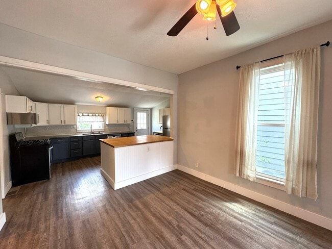 Photo - Fountain Square 2 Bedroom and 2 Bathroom