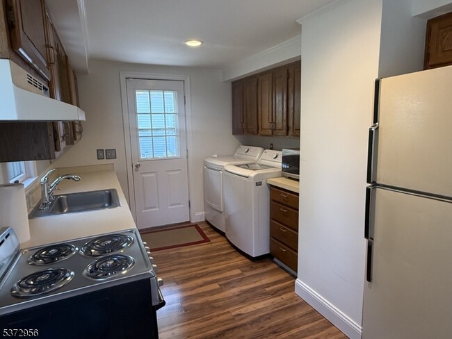 Photo - 30 Halsey Rd