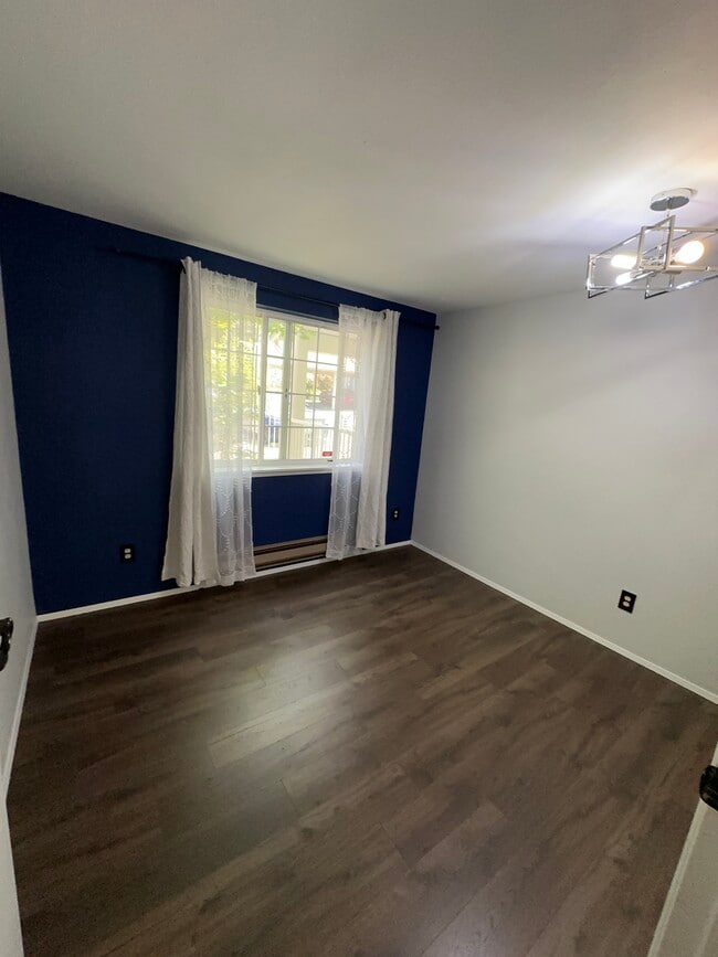 Photo - 949 Aberdeen Ave NE Unit E216