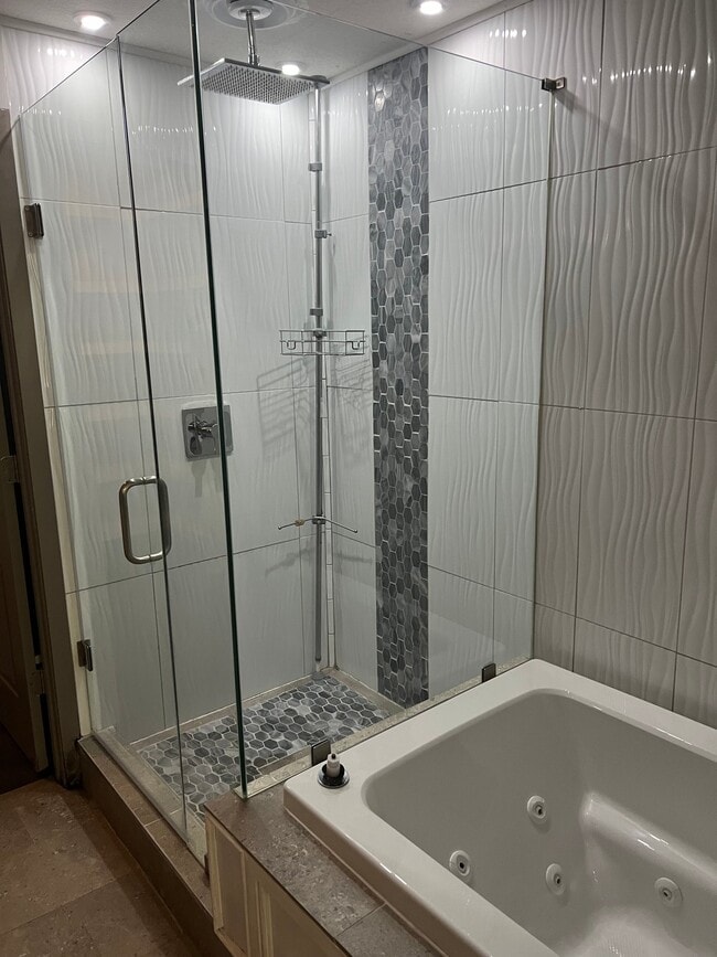 Photo - 390-317 17th St NW