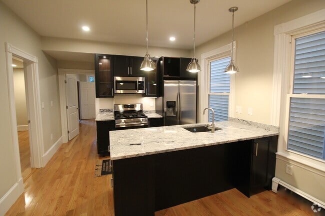 Building Photo - 125 Princeton St Unit 1 Rental