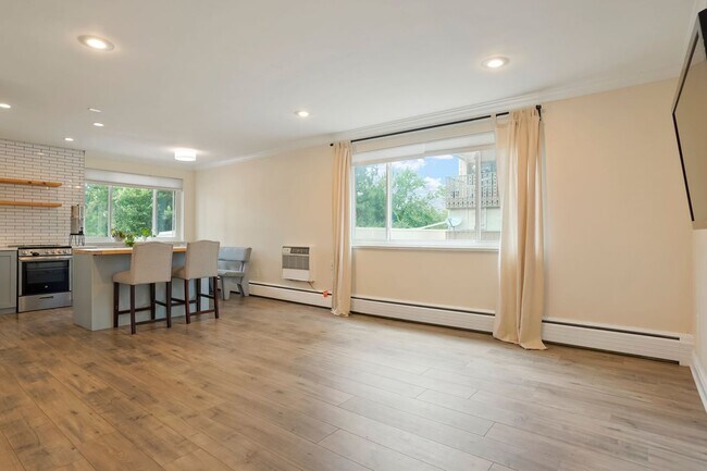 Photo - 1201 Race St Unit 7