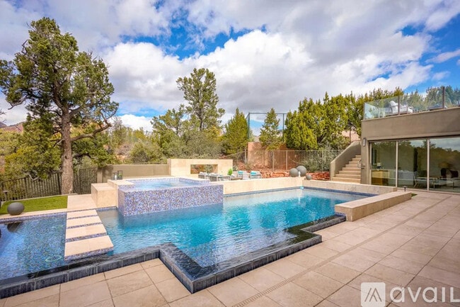 Photo - 120 Cll Irena