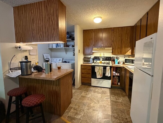 Photo - Spacious 2-Bedroom Condo Near CSU