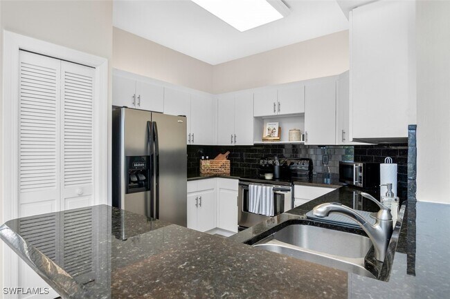 Photo - 3471 Ballybridge Cir Unit 102