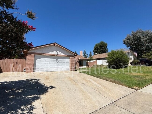 Photo - 6632 Bandola St
