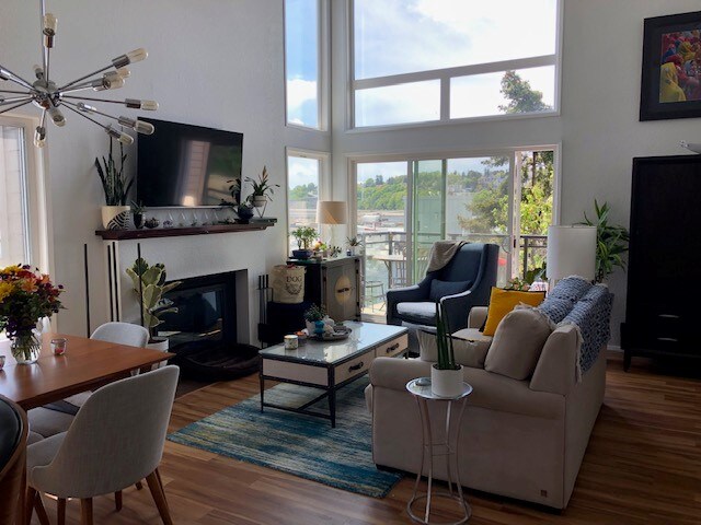 2219 14th Ave W Unit 401