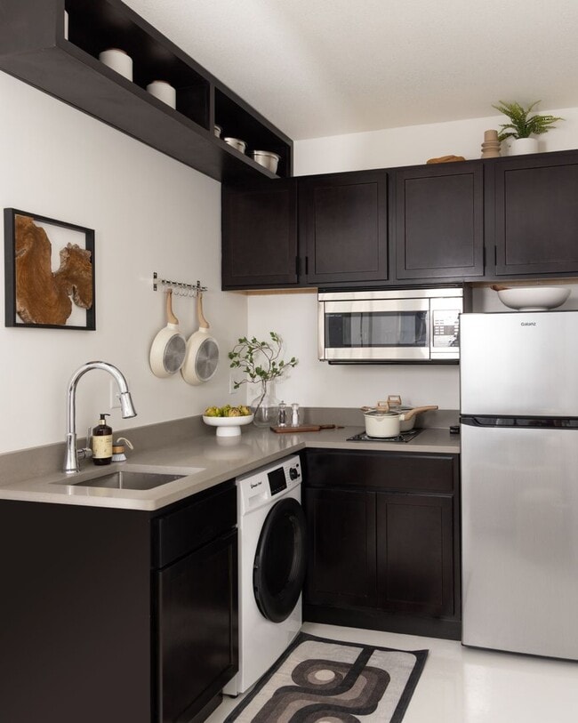 Photo - Signal Hill Studios