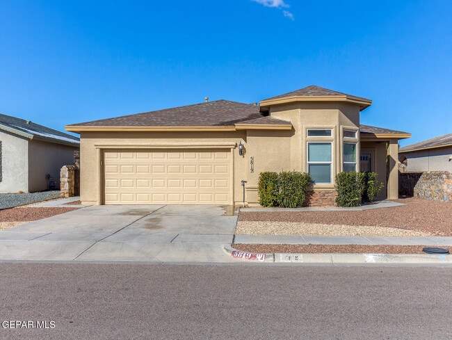 Building Photo - 5819 Redstone Rim Dr Rental